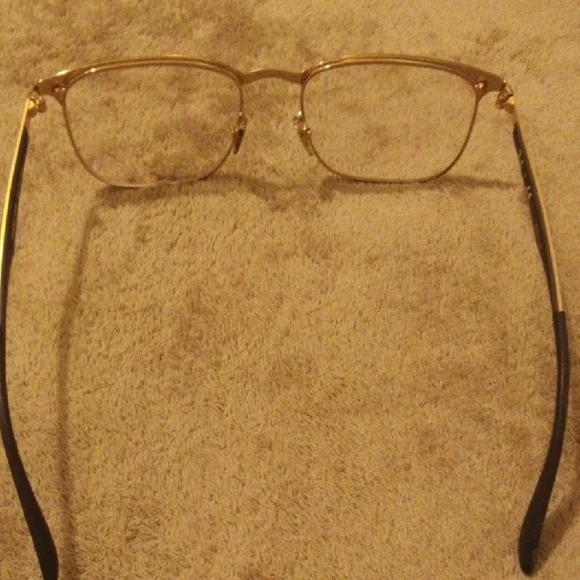 Ray-Ban Black and Gold Frame Glasses - Picture 4 of 7
